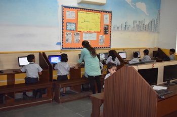 Computer Lab Pic